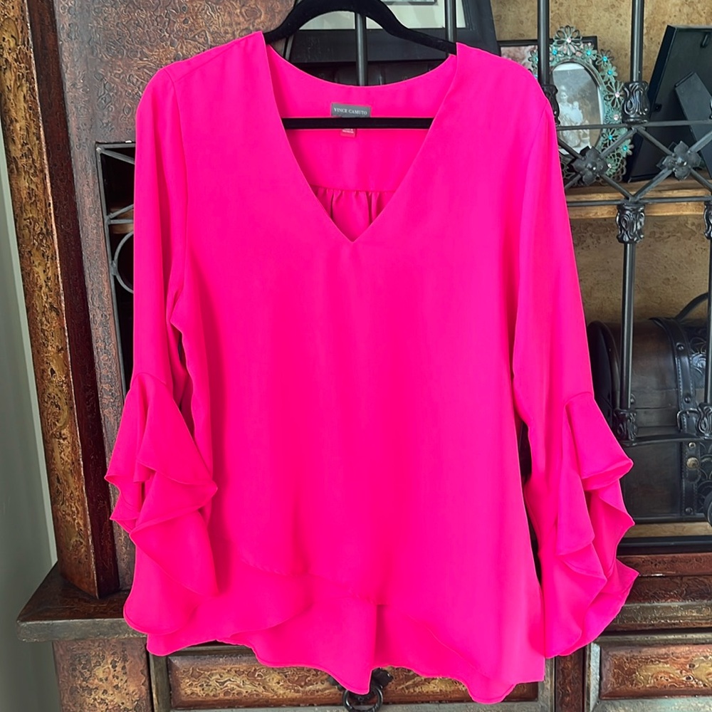 Vince Camuto top
